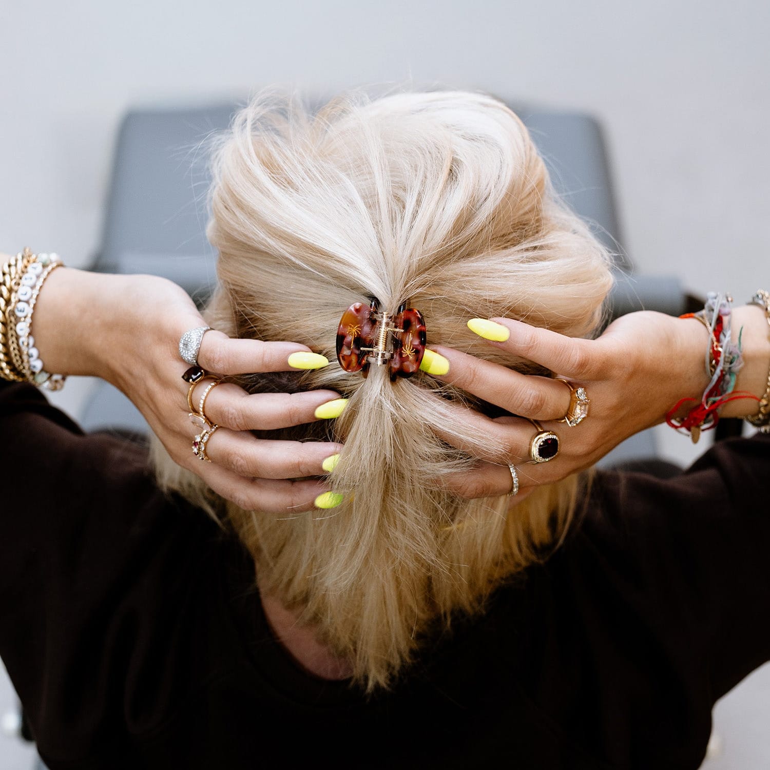 The HAIR WEAR MOM CLUB Edition