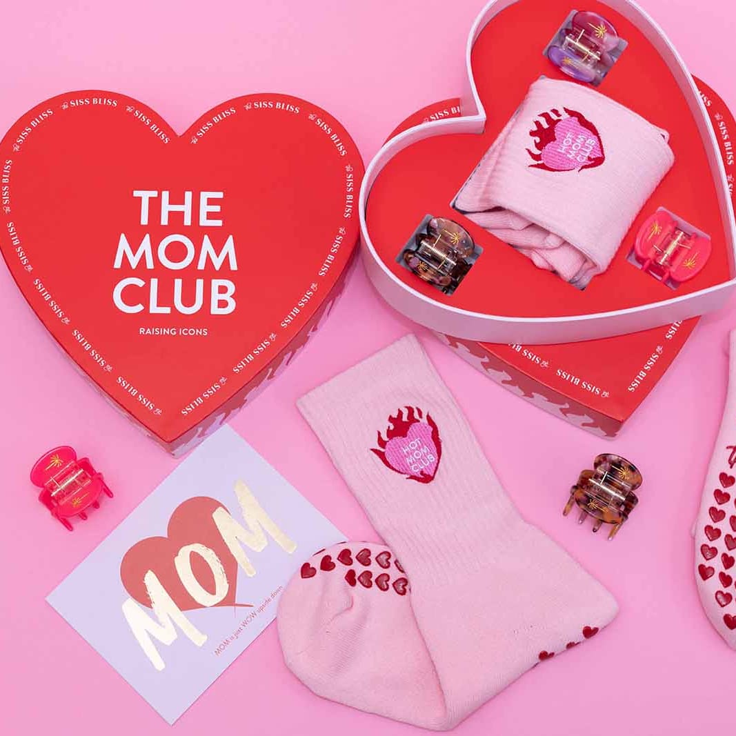 The HAIR WEAR MOM CLUB Edition
