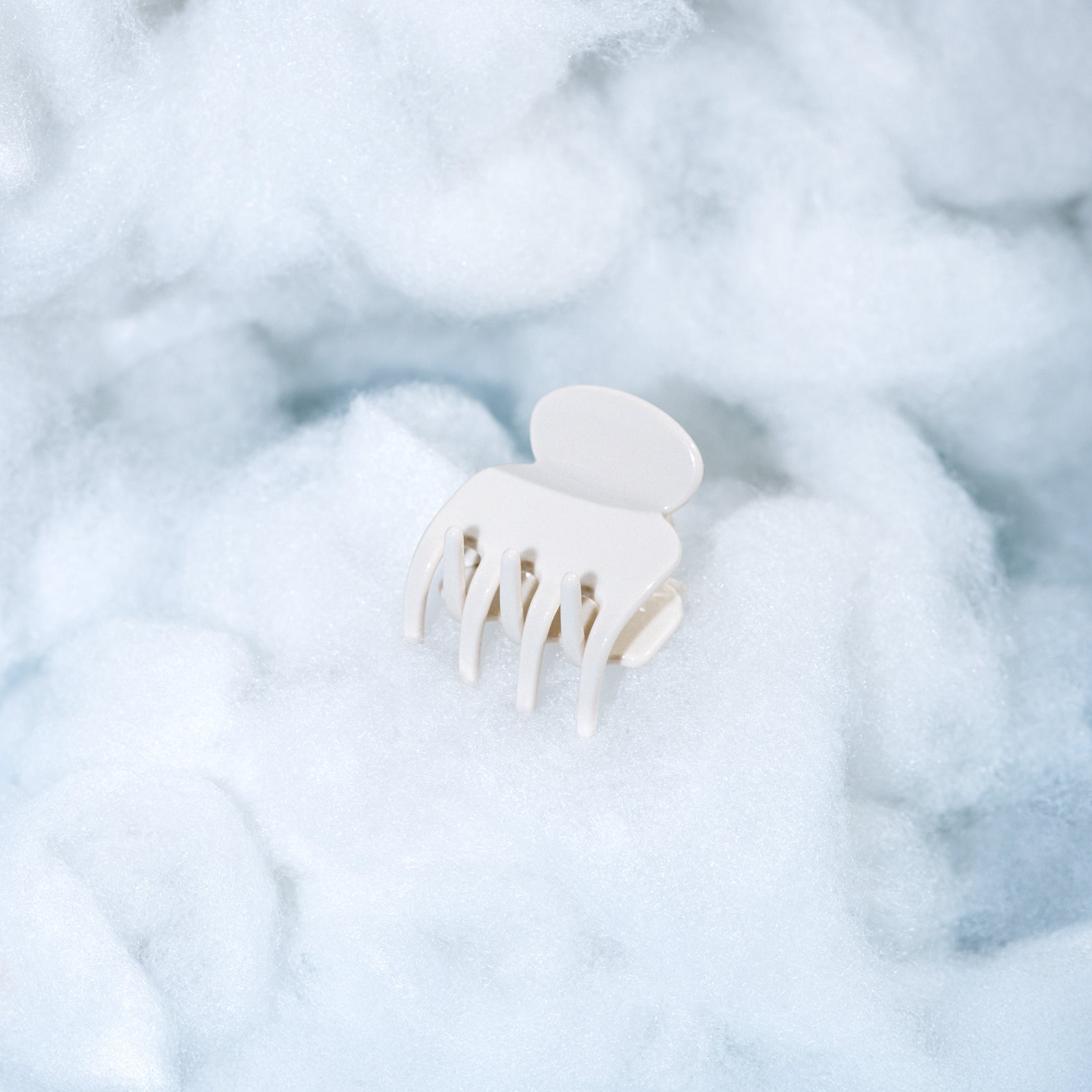 The HAIR WEAR HEAD IN THE CLOUDS Edition
