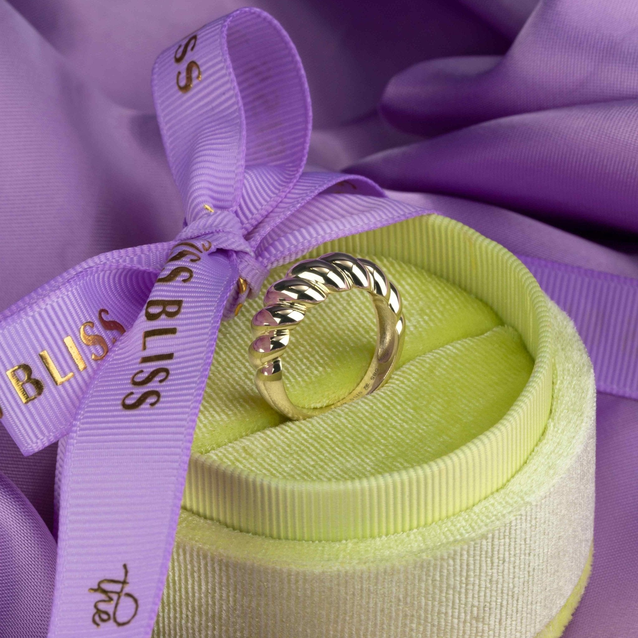 Ring SIMONE - The SISS BLISS