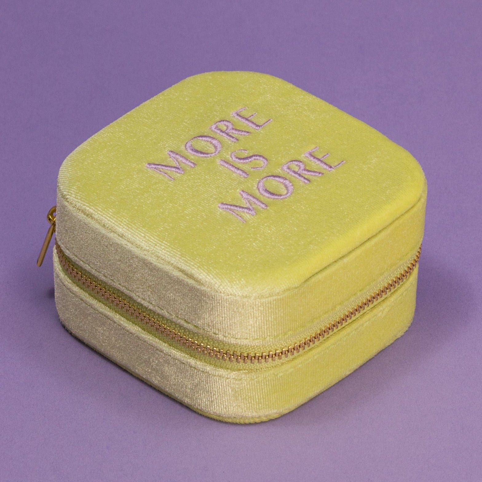 MORE IS MORE Travel Case - The SISS BLISS GmbH